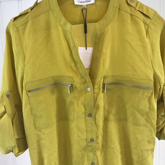 Calvin Klein - Picture 1 of 2